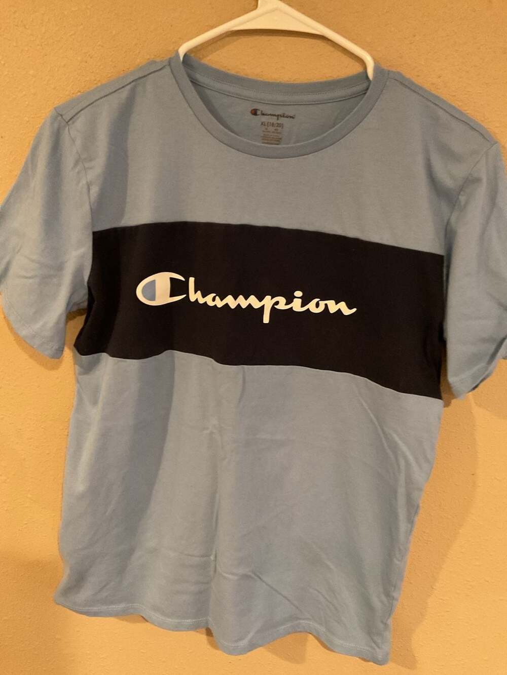 Champion Boys' Colorblock Script Logo T-Shirt, Size XL (18/20)